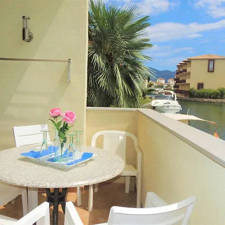 Great With View Apartment Empuriabrava